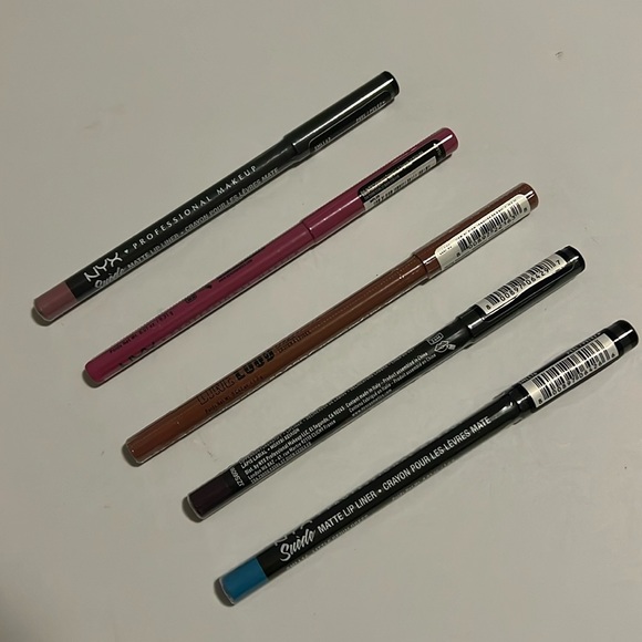 NYX Professional Make Up Matte Lip Liner (5) - Picture 1 of 2